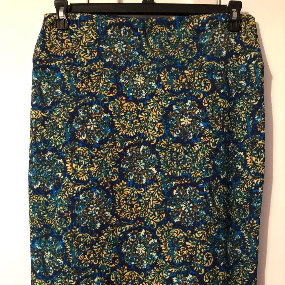 Lularoe Cassie skirt